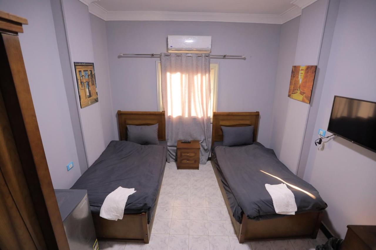 Magic Golden Pyramids View Hotel Kafrat al Jabal Ngoại thất bức ảnh